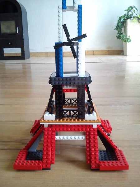 Podróże z klockami COBI: Francja i Japonia - zdjęcie w treści artykułu nr 2