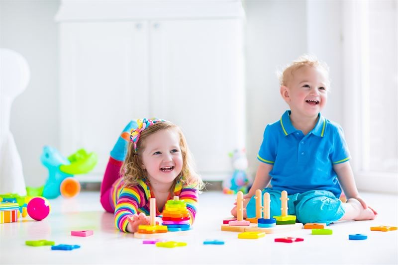 Zabawki dla 2-latka - czego potrzebuje Twój maluch?