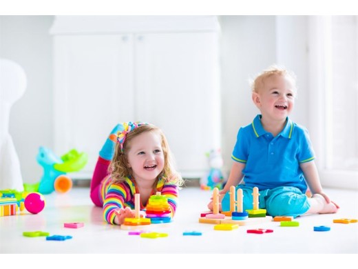 Zabawki dla 2-latka - czego potrzebuje Twój maluch?