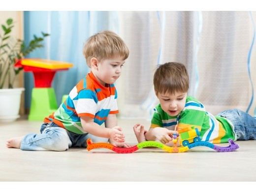 Dwóch chłopców w jednym pokoju. Czy to dobry pomysł?