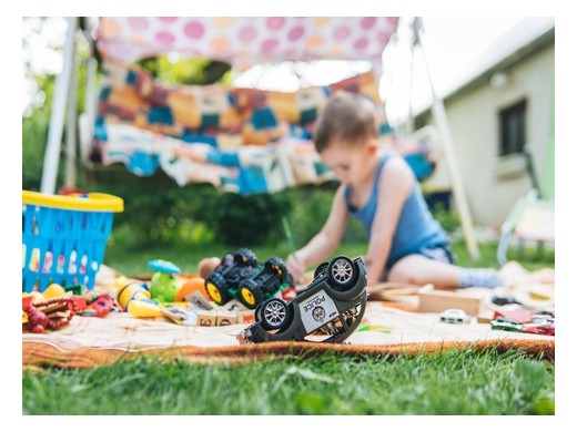 Jak dbać o dzieci w upalne dni?